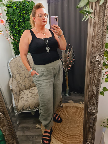 Cuffed linen Trousers