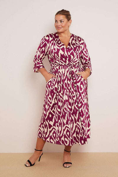 New Curve Fit Pocket Dress