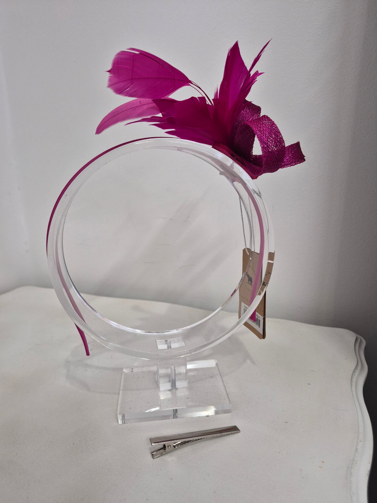 Magenta/pink small fascinator
