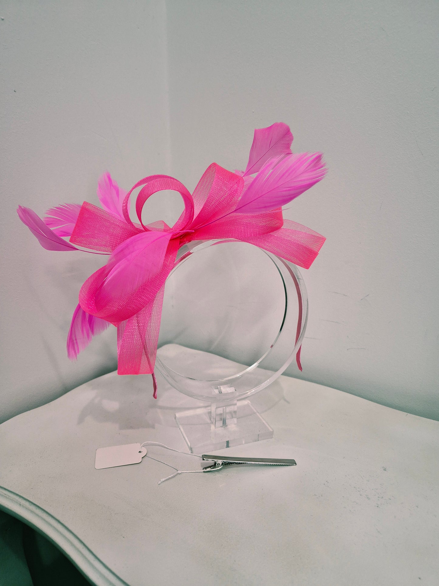 Vibrant pink Fascinator