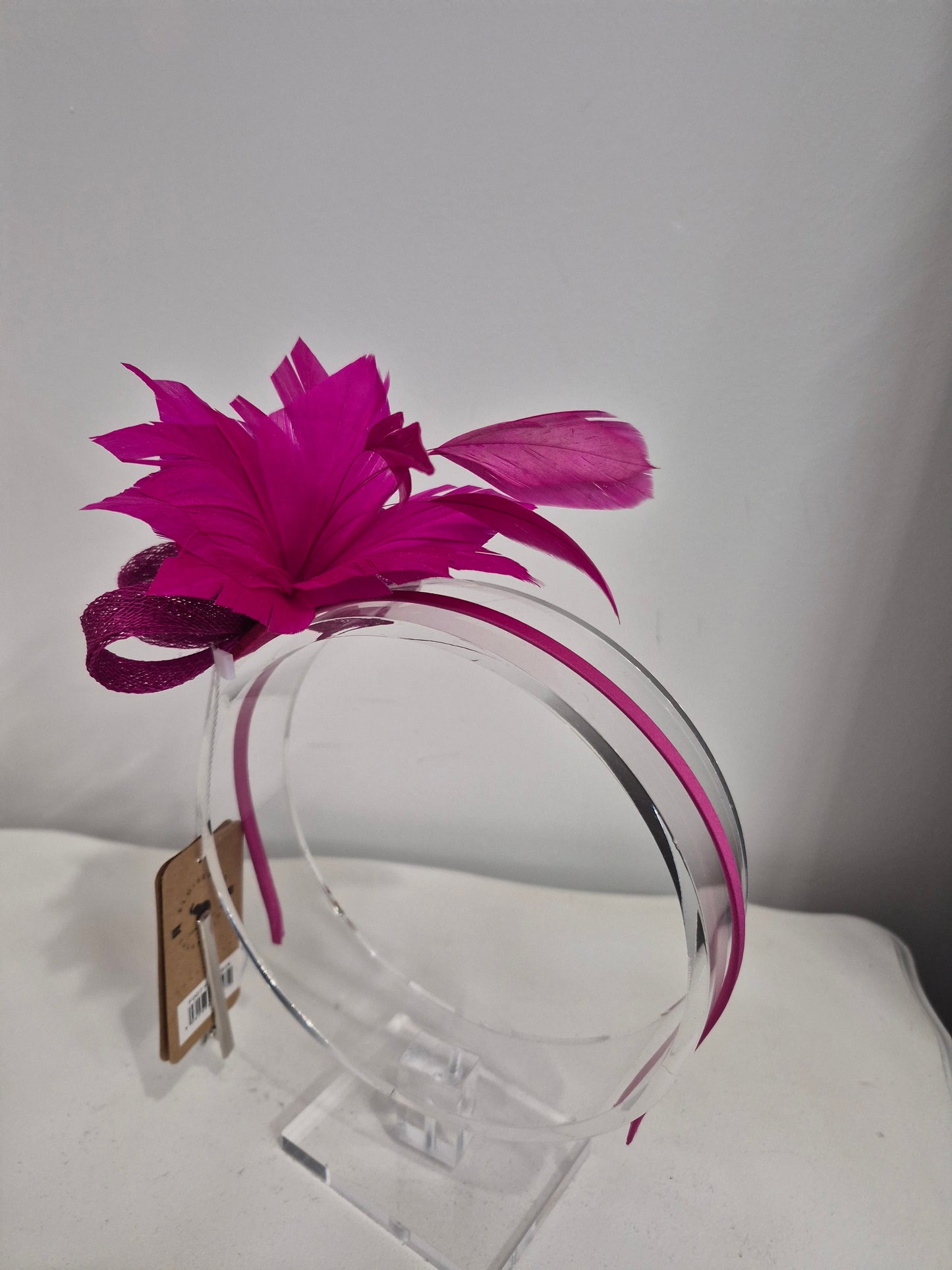Magenta/pink small fascinator