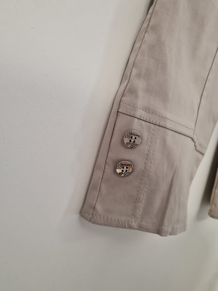 Cropped Cargo
